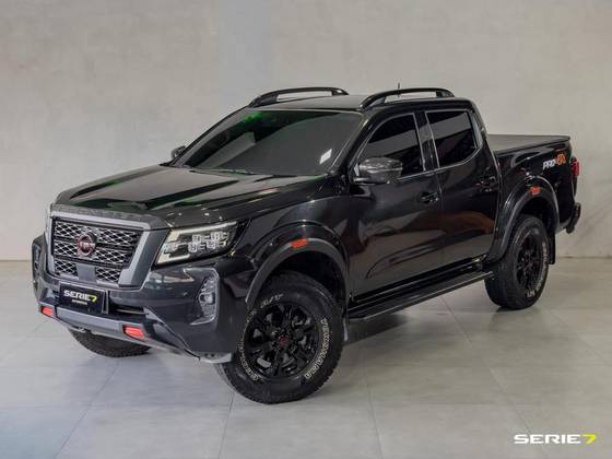NISSAN FRONTIER 2.3 16V TURBO DIESEL PRO4X CD 4X4 AUTOMÁTICO